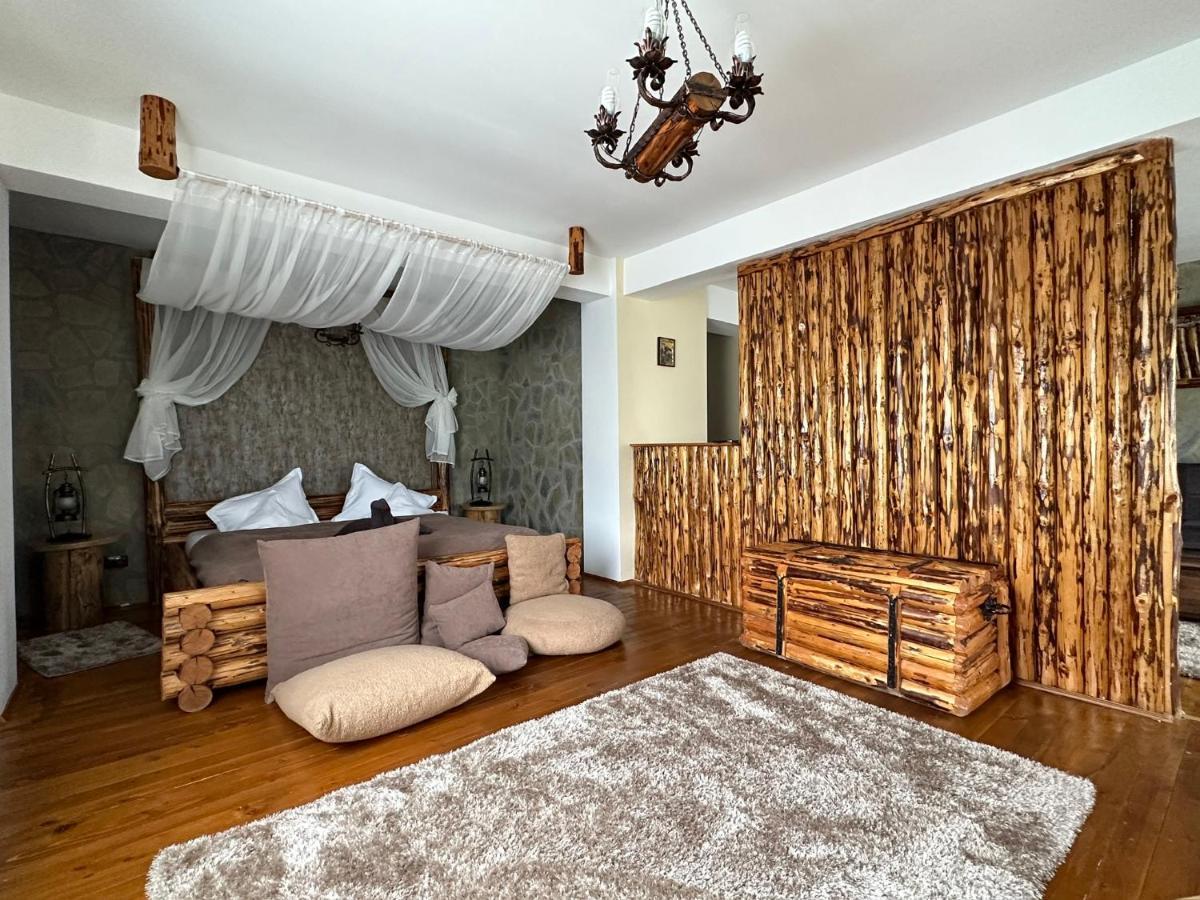 Casa Bradet Pensionat Întorsura Buzăului Eksteriør billede